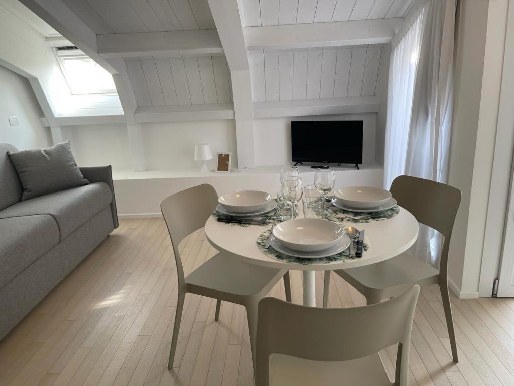 Imhome - Abruzzi Milano Ngoại thất bức ảnh