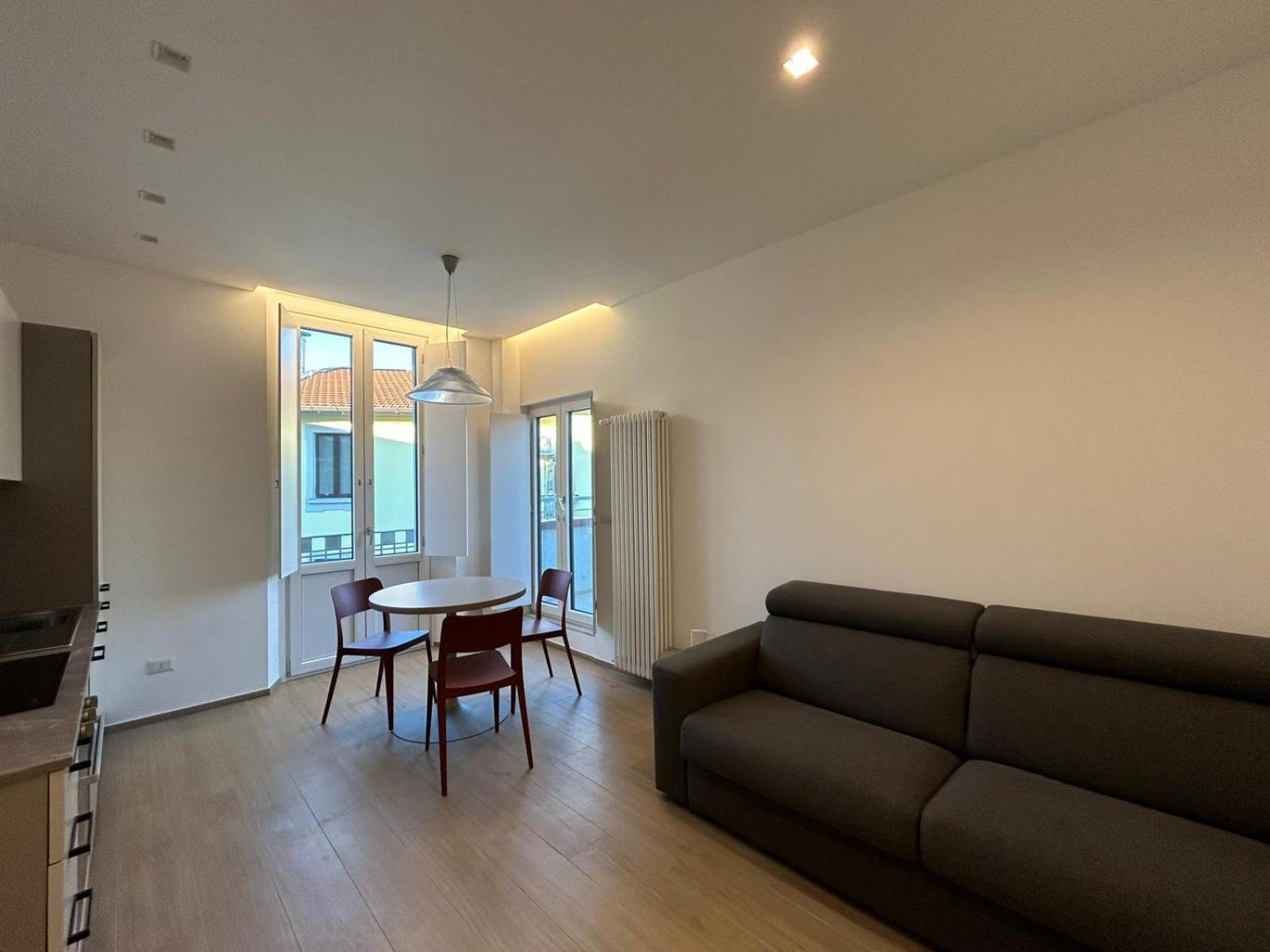Imhome - Abruzzi Milano Ngoại thất bức ảnh