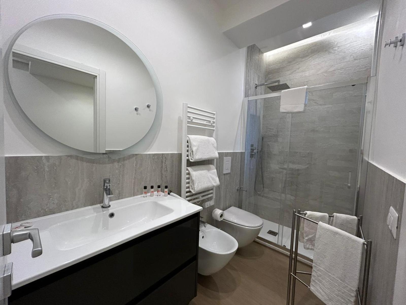 Imhome - Abruzzi Milano Ngoại thất bức ảnh